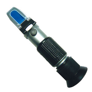 Sp Tools Refractometer Hand Held SP61005 Hand-Held Refractometer • Suitable For Ethylene & Propylene Glycol Coolants • Ethylene Glycol: -60°C- 0°C • Propylene Glycol: -50°C- 0°C • Battery Fluid: 1.15 1.30 Specific Gravity • Automatic Temperature Compensation • Easy To Read Scale