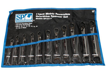Sp Tools Set Spanner Roe Reversible Geardrive 11Pc Metric SP10111 11Pc Metric 15° Offset Reversible Geardrive Spanner Set • 8-19Mm Geardrive Technology• Heat-Treated Chrome Vanadium Steel For Strength Exceeding International Standards • Small Head Profile Designed For Working In Confined Spaces • 72 Teeth Needs As Little As 5º To Move Fastener