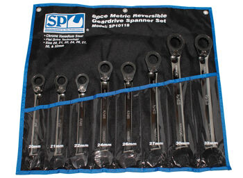 Sp Tools Set Spanner Roe Reversible Geardrive 8Pc Metric SP10118 8Pc Metric 15° Offset Reversible Geardrive Spanner Set • 20-32Mm Geardrive Technology• Heat-Treated Chrome Vanadium Steel For Strength Exceeding International Standards • Small Head Profile Designed For Working In Confined Spaces • 72 Teeth Needs As Little As 5º To Move Fastener
