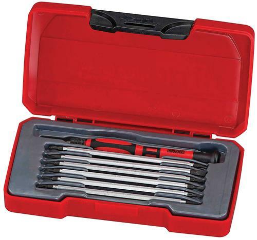 Teng 8 Pc Mini Screwdriver Set TM708 Includes Fully Interchangeable Double Ended Blades
Sizes Clearly Marked On The Shaft
Hexagon Shaft
Twist Grip Tightening Function Allows The Blade To Be Set At Different Lengths, Ideal For Where Access Is Restricted
Rotating End Piece For Easier Use When "Transporting" The Fastening
