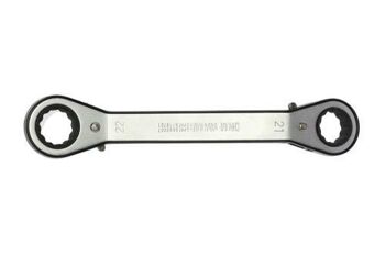 Teng Offset Ratchet Ring Spanner 21Mm X 22Mm 682122 Fibre Reinforced Reversible Ratchet Wrench
18 Teeth For Extra Strength And Use In Outdoor Sites
Double Ended With 25° Offset Heads
12 Point Ring Ends
Chrome Vanadium Satin Finish With Frp Body