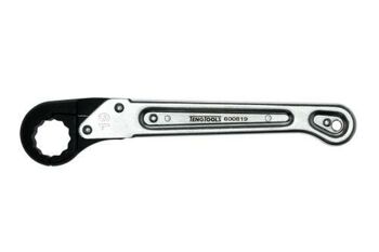 Teng Quick Wrench Spanner 19Mm 600819 Special Design For Loosening And Tightening Pipe And Hose Couplings
Ideal For Use In Confined Spaces
Ring End Opens Up Easily To Access The Nut On The Coupling