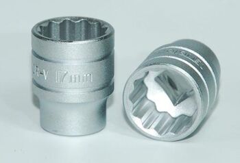 Teng Socket 3/8 Inch Drive 12Pt 17 Mm M38051712 12 Point Single Hexagon Socket For A Better Grip
Chrome Vanadium
Satin Finish For A Better Grip When Handling The Socket
Ball Bearing Recess On The Female End To Grip The Ratchet
Designed And Manufactured To Din3120/3124 And Iso2725
Supplied With A Metal Socket Clip For Use With A Socket Rail